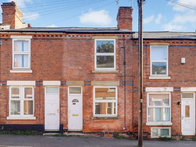 2 bedroom terraced house for sale