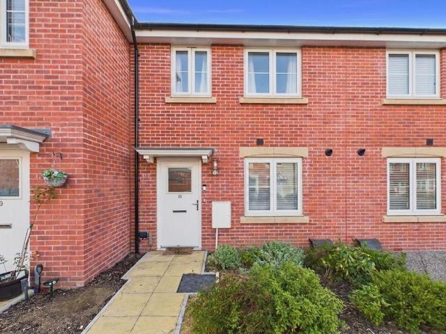 2 bedroom terraced house for sale