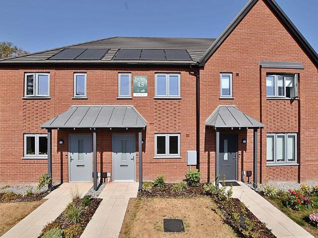 2 bedroom terraced house for sale