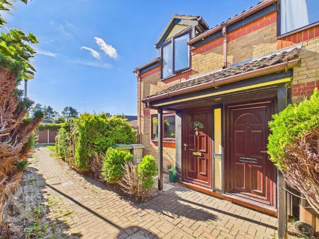 2 bedroom terraced house for sale
