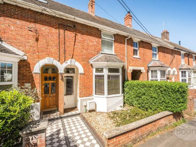 2 bedroom terraced house for sale