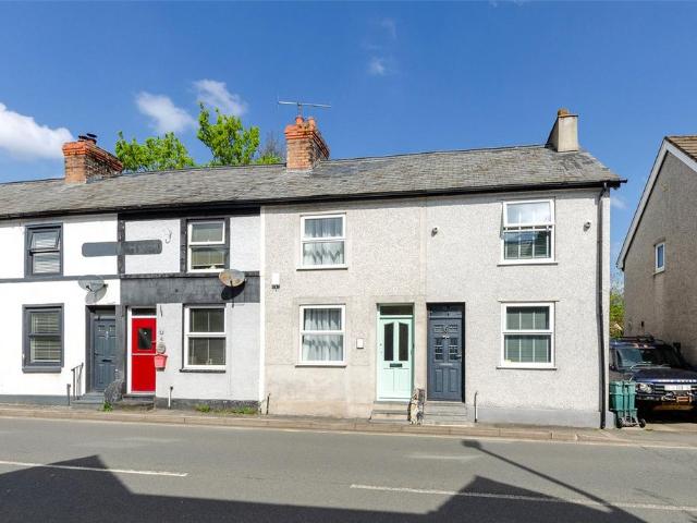 2 bedroom terraced house for sale