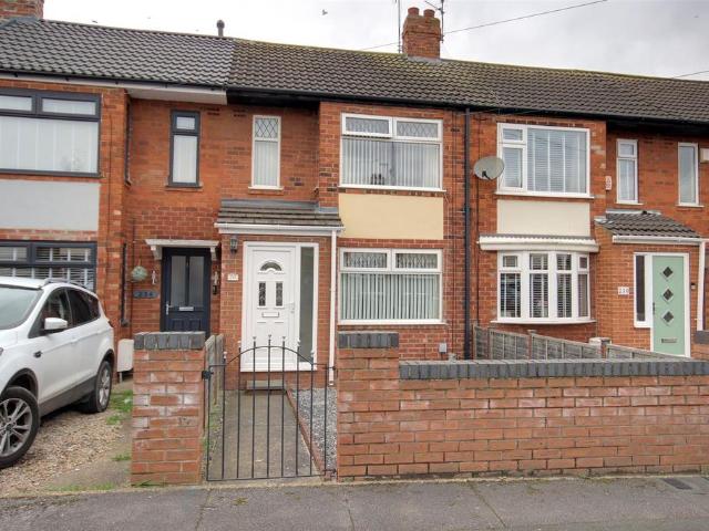2 bedroom terraced house for sale