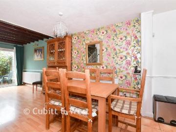 Horsham, West Sussex county, Sussex - Equipped kitchen