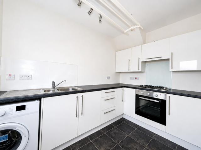 2 bedroom terraced house for sale in 26 Sidlaw Road, Bearsden G61 4LD, G61
