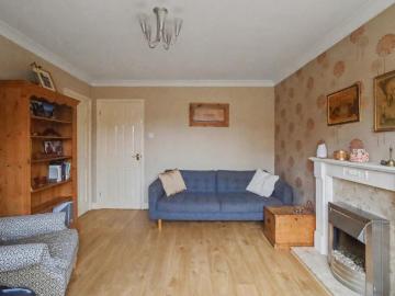 Northern Ireland - Garden, Fireplace, Equipped kitchen