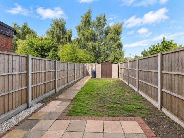 2 bedroom terraced house for sale in Campion Avenue, Hull, HU4