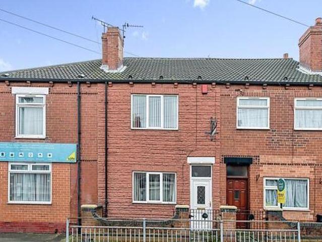 2 Bedroom Terraced House For Sale In Castleford, West Yorkshire