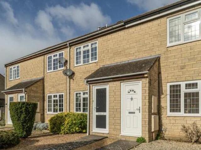 2 Bedroom Terraced House For Sale In Broadway, Worcestershire