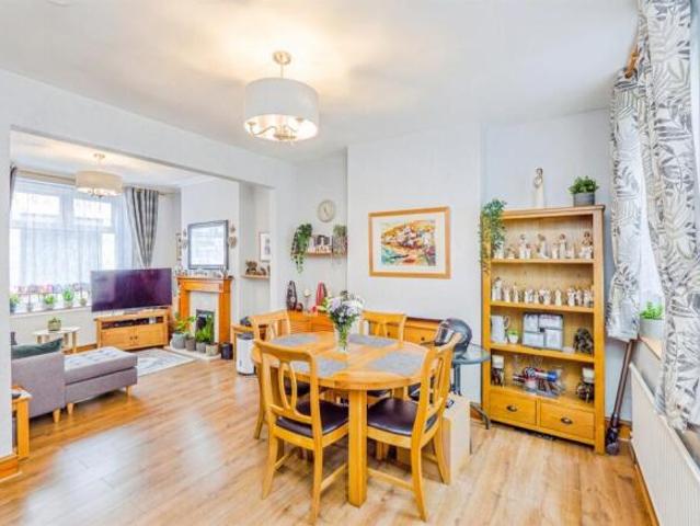 2 bedroom terraced house for sale in Donald Street, Roath, Cardiff, CF24