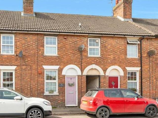 2 Bedroom Terraced House For Sale In Edenbridge, Kent