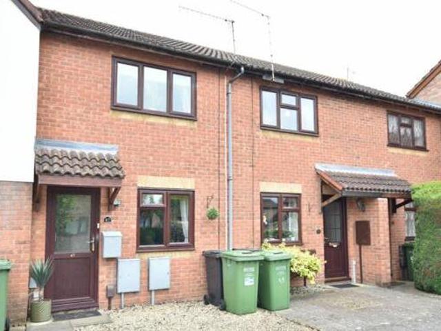 2 Bedroom Terraced House For Sale In Evesham, Worcestershire
