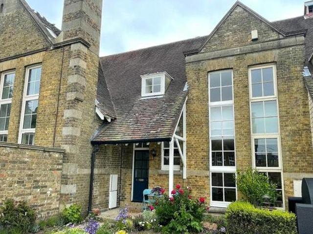 2 Bedroom Terraced House For Sale In Faversham