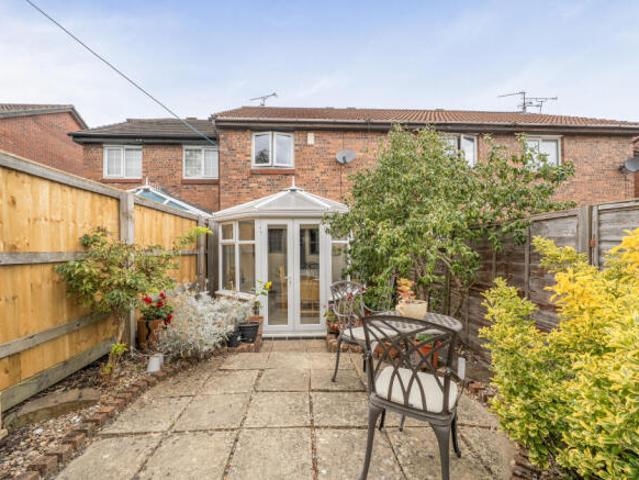 2 bedroom terraced house for sale in Saddleback Road, Ramleaze, Swindon, SN5