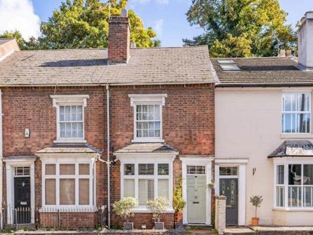 2 Bedroom Terraced House For Sale In Stourbridge, West Midlands