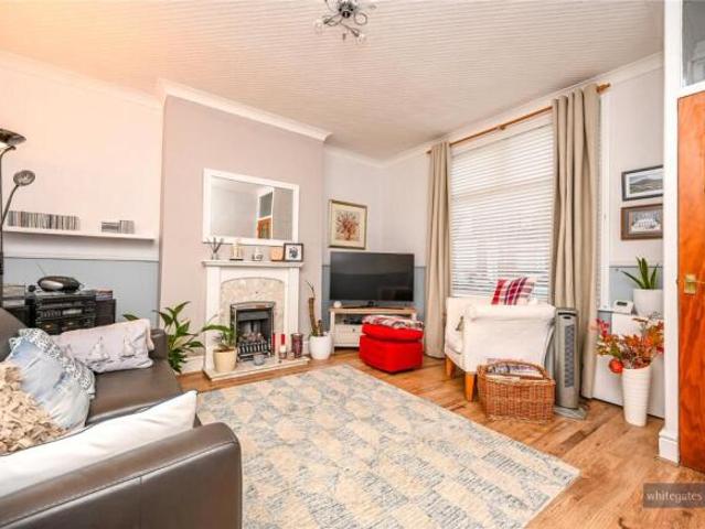 2 bedroom terraced house for sale in Parkfield Road, Bolton, Greater Manchester, BL3
