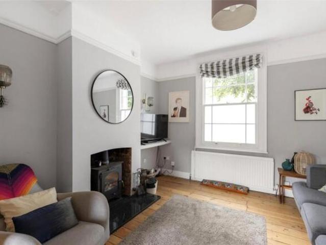 2 bedroom terraced house for sale in Peckham Hill Street, London, SE15