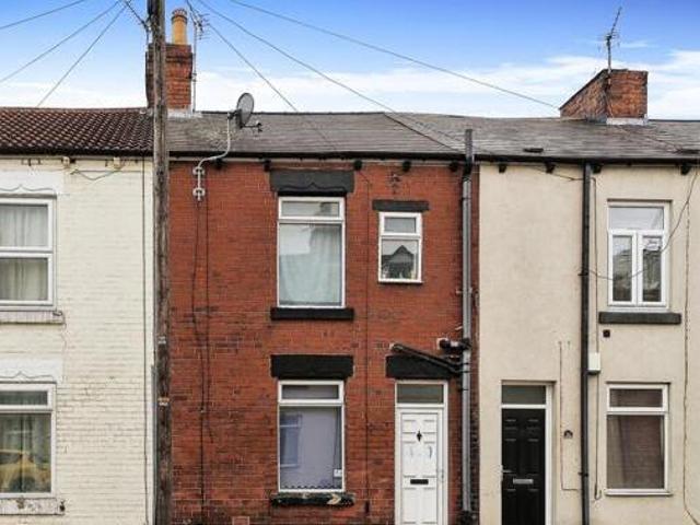 2 Bedroom Terraced House For Sale In Royston