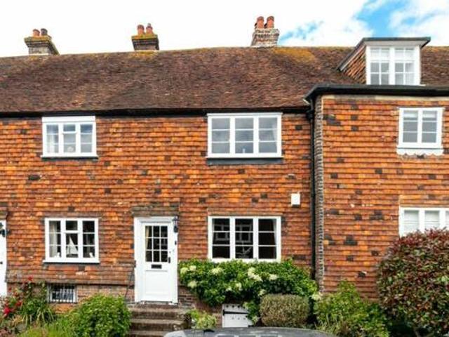 2 Bedroom Terraced House For Sale In Winchelsea, East Sussex
