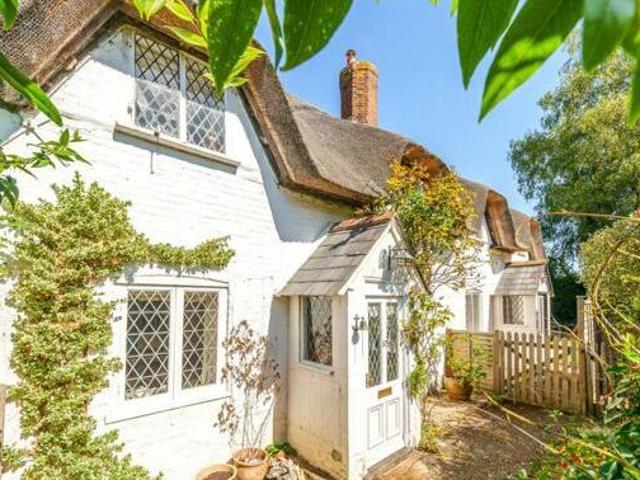 2 Bedroom Terraced House For Sale In Winchester, Hampshire