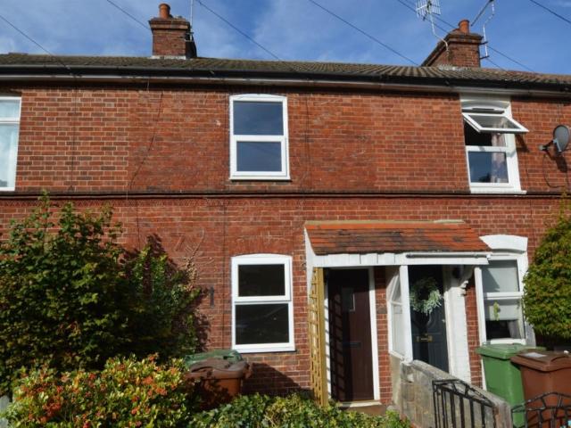 2 Bedroom Terraced House, Nursery Road, Tunbridge Wells
