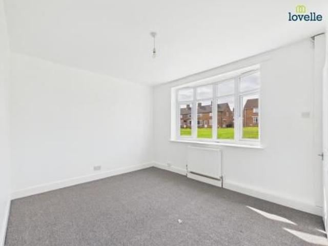 2 bedroom Terraced House To Let