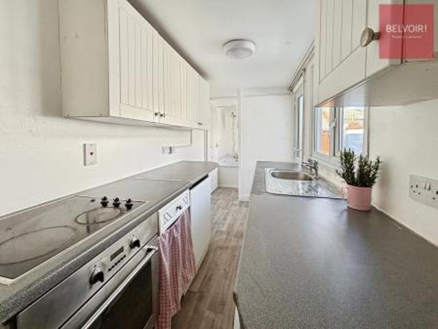 2 bedroom Terraced House To Let