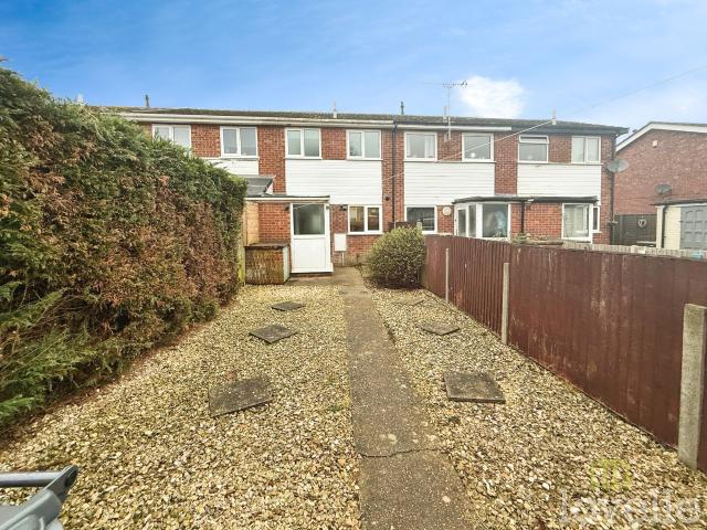 2 bedroom Terraced House To Let