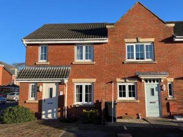 2 bedroom Terraced House To Let