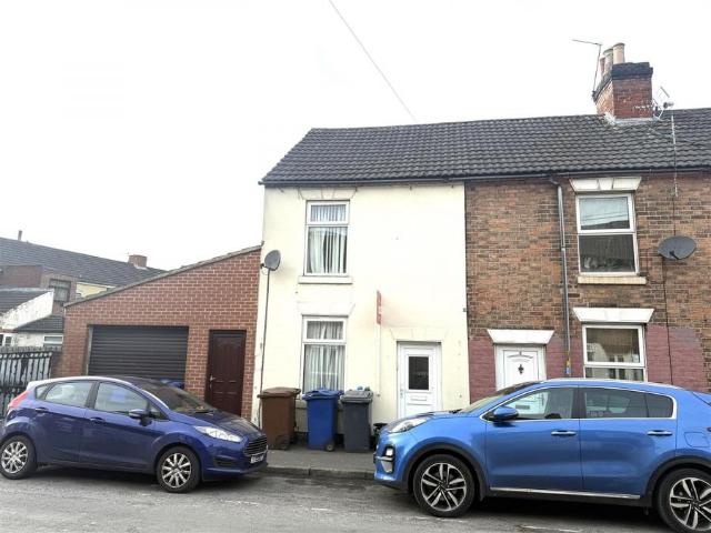2 bedroom Terraced House To Let
