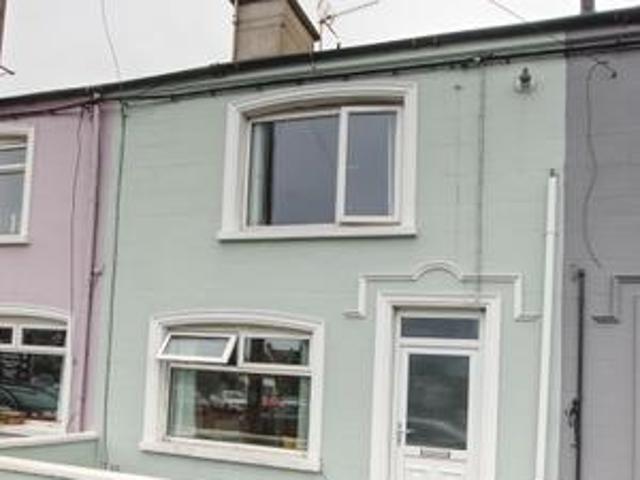 2 bedroom Terraced House To Let