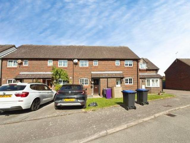 2 bedroom Terraced House To Let