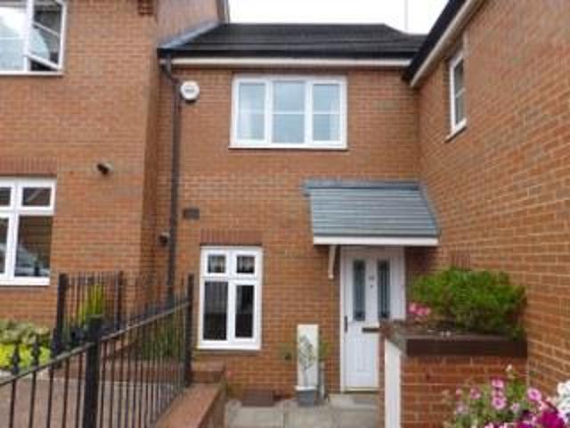2 bedroom Terraced House To Let