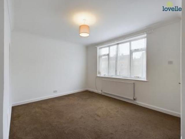 2 bedroom Terraced House To Let