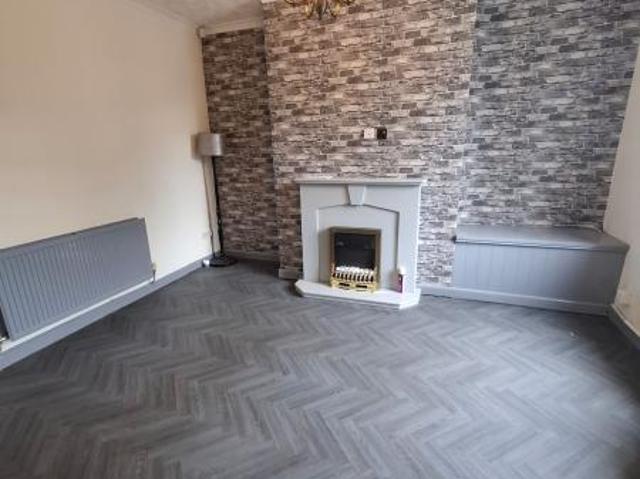 2 bedroom Terraced House To Let