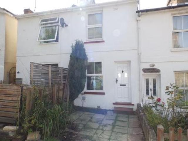 2 bedroom Terraced House To Let