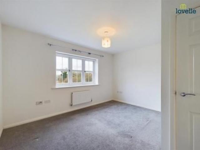 2 bedroom Terraced House To Let