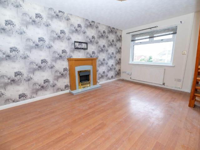 2 bedroom terraced house to rent