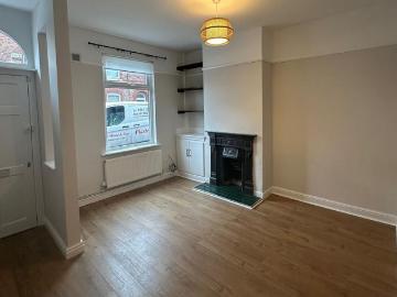 2 bedroom terraced house to rent