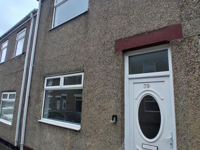 2 bedroom terraced house to rent