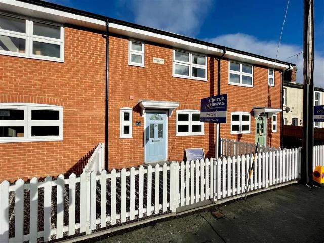 2 bedroom terraced house to rent