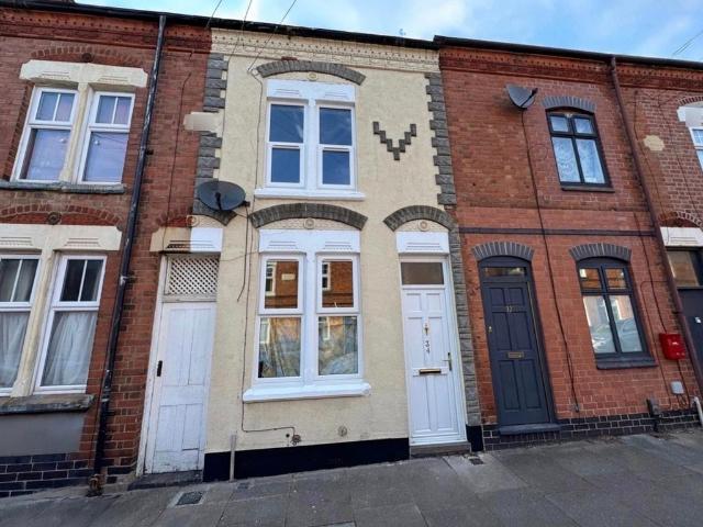 2 bedroom terraced house to rent