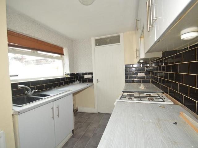 2 bedroom terraced house to rent