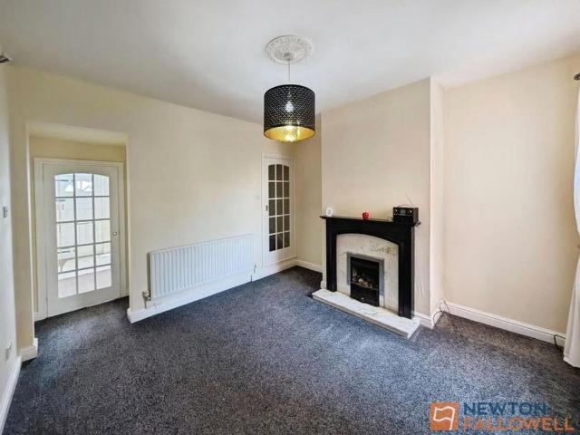 2 bedroom terraced house to rent