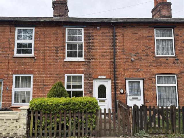 2 bedroom terraced house to rent
