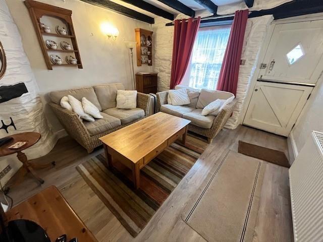 2 bedroom terraced house to rent