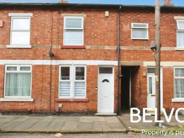2 bedroom terraced house to rent
