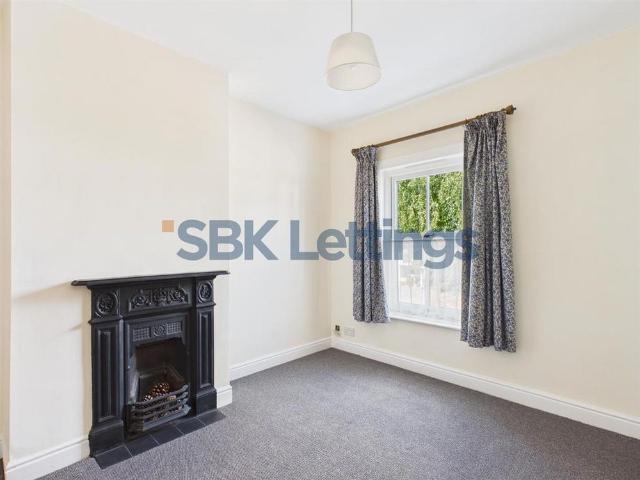 2 bedroom terraced house to rent