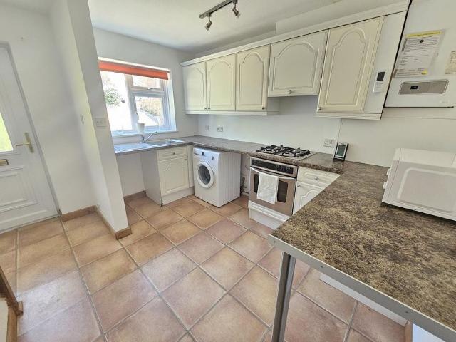 2 bedroom terraced house to rent