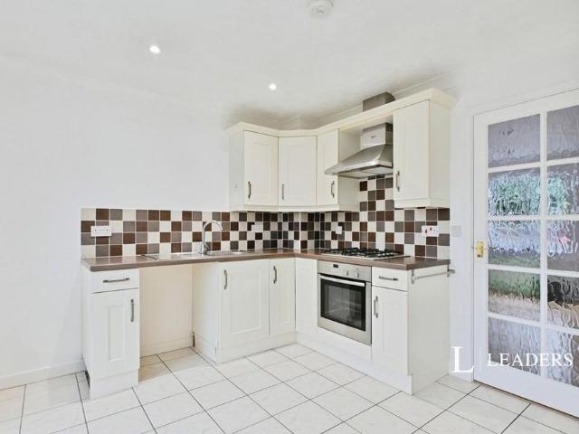 2 bedroom terraced house to rent